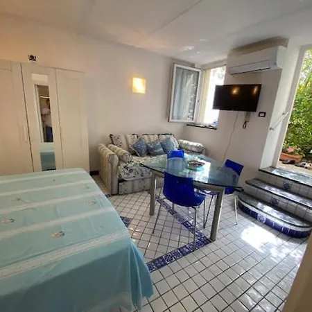 Mezzomonte Appartement *